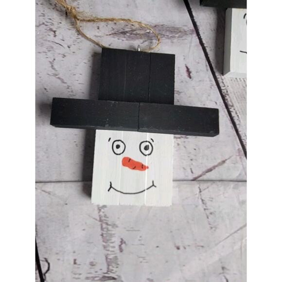 Handmade Lot 3 Wooden Handpainted Snowman Ornaments New Lot 2 - Picture 2 of 6